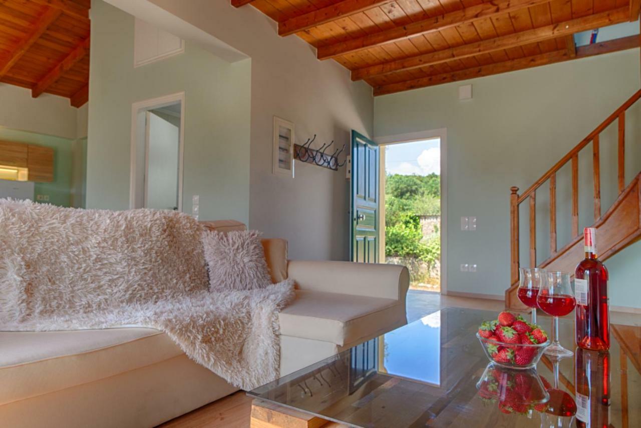 Modern Eco Friendly Villa Close To Town Pelekas Exterior photo